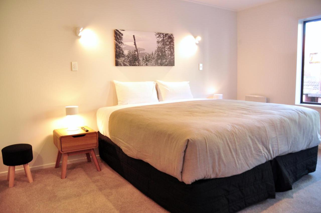 St James Apartments Queenstown Dış mekan fotoğraf