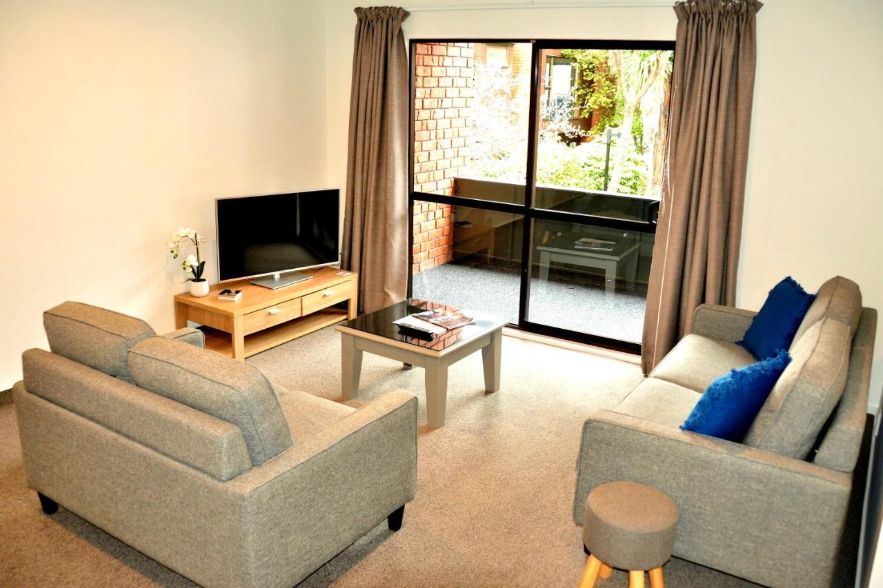 St James Apartments Queenstown Dış mekan fotoğraf