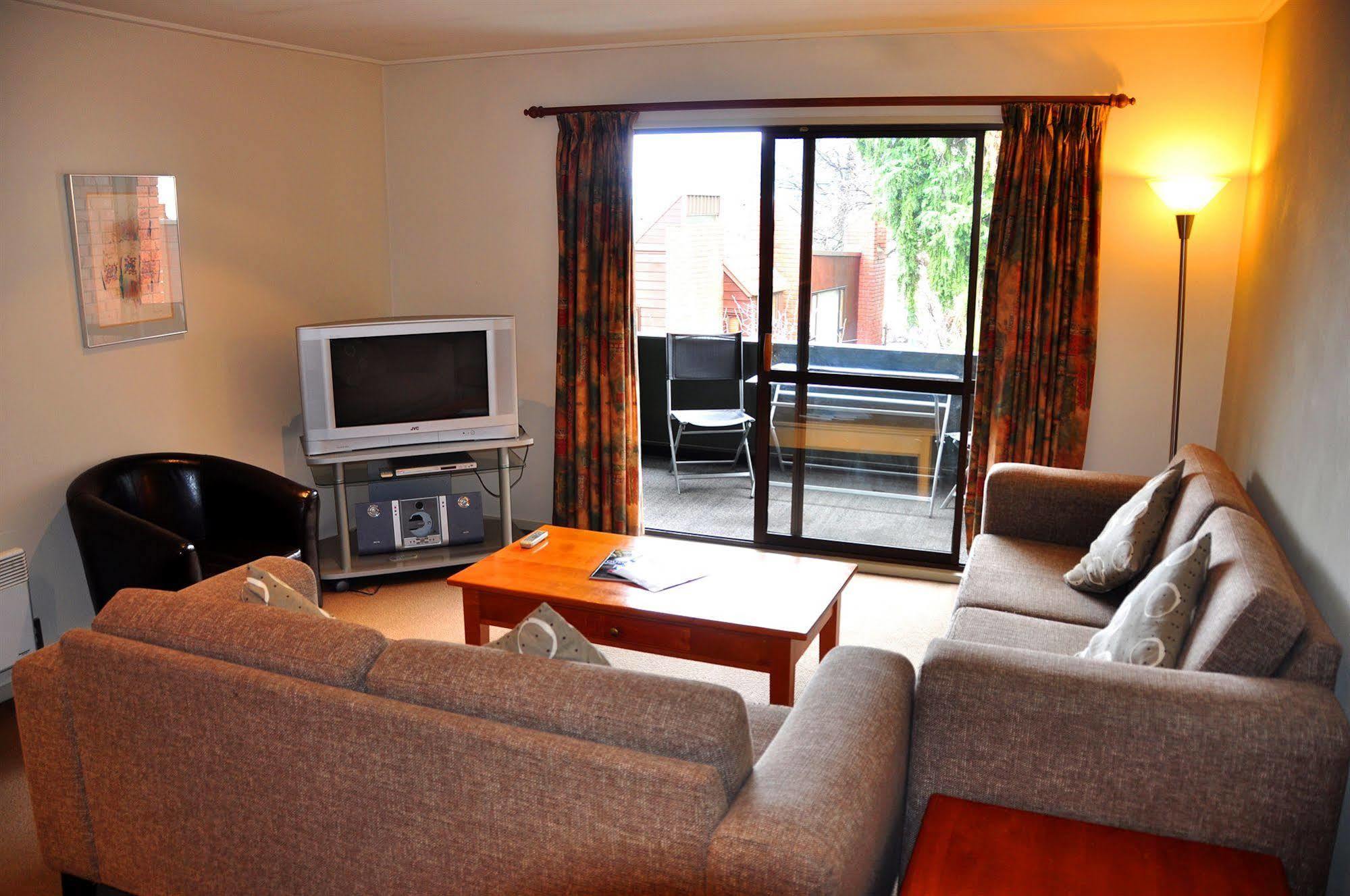 St James Apartments Queenstown Dış mekan fotoğraf