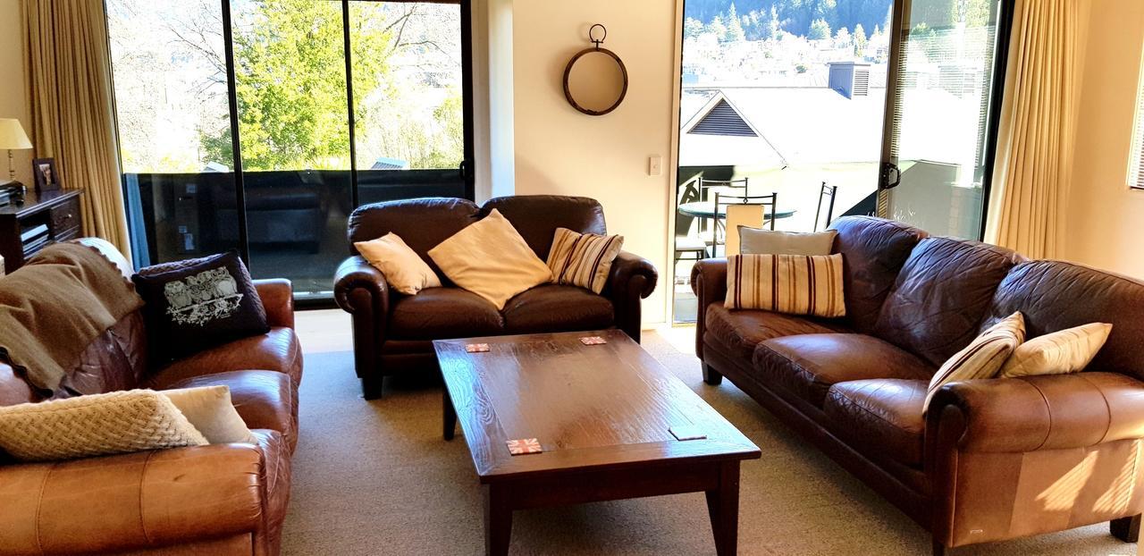 St James Apartments Queenstown Dış mekan fotoğraf